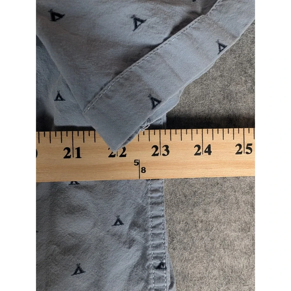 The North Face Mens Short Sleeve Button Down Shirt Blue Teepee Print XL‎